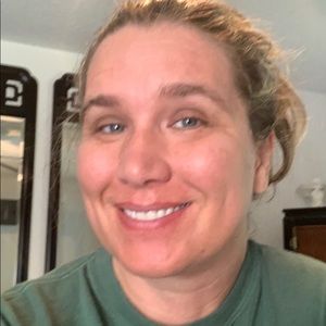 Meet your Posher, Juanita